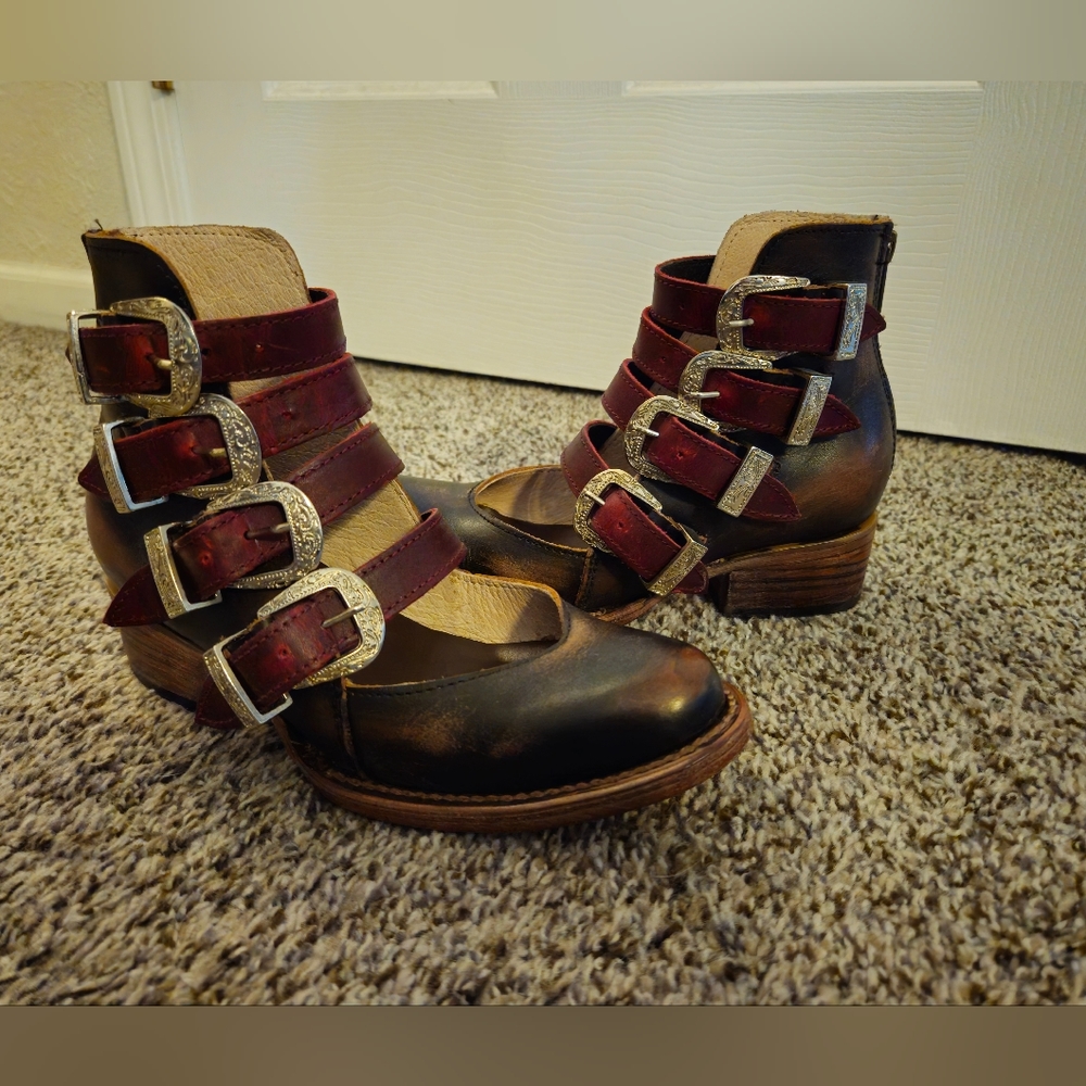 Freebird by Steven - Scarlett size 5